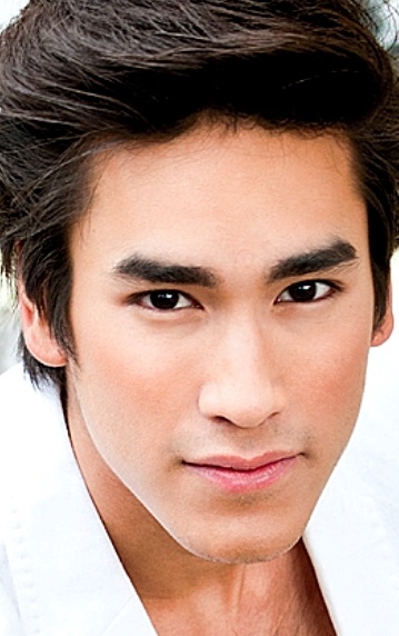 Nadech Kugimiya