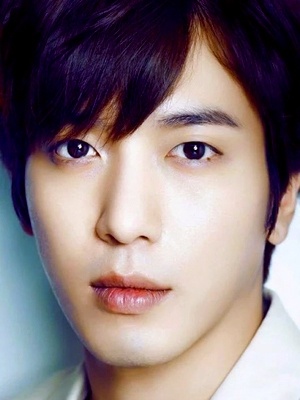 Jung Yong Hwa