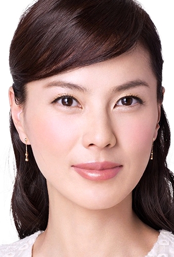 Esumi Makiko