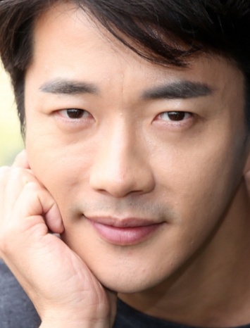 Kwon Sang Woo