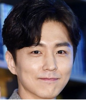 Shin Dong Wook