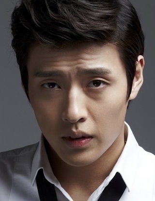 Kang Ha Neul