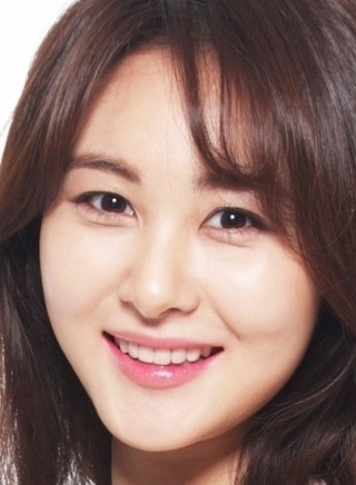 Son Eun Seo