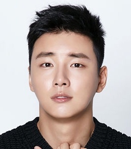 Yoon Shi Yoon