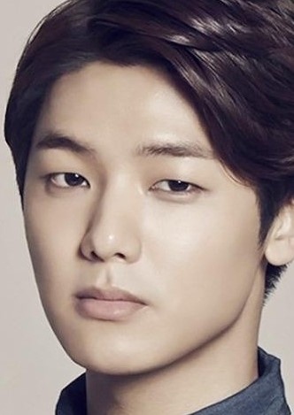 Kang Min Hyuk